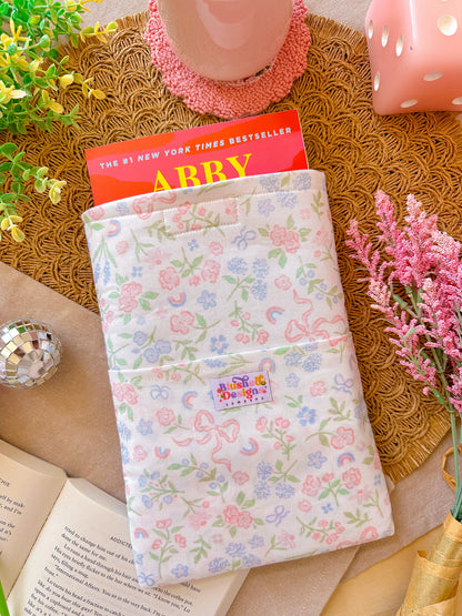 Vintage Floral & Bows Book Sleeve