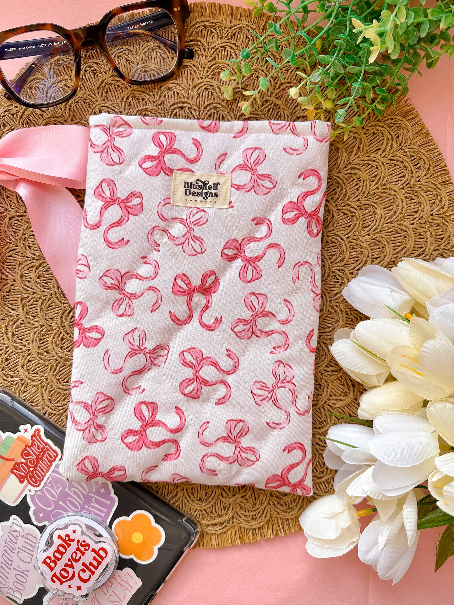 Pink Bows Quilted Book Sleeve