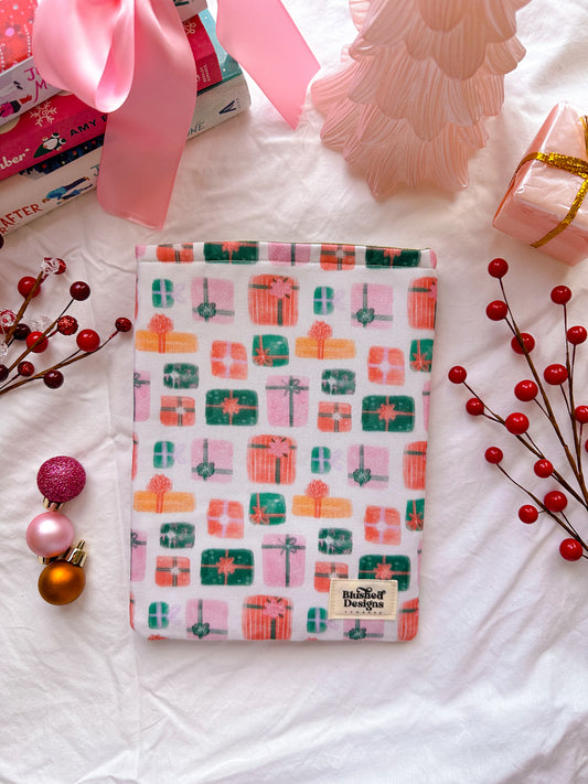 Pastel Presents Kindle Sleeve